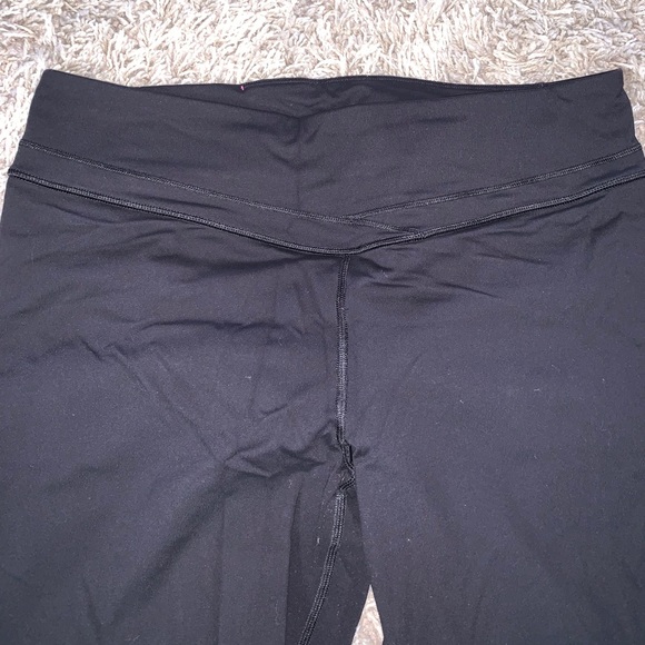 Capris - Picture 4 of 7